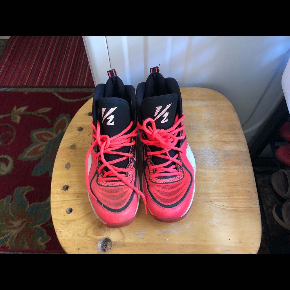 Nike Half cent Lil Penny’s lot’s of life left Size9.5